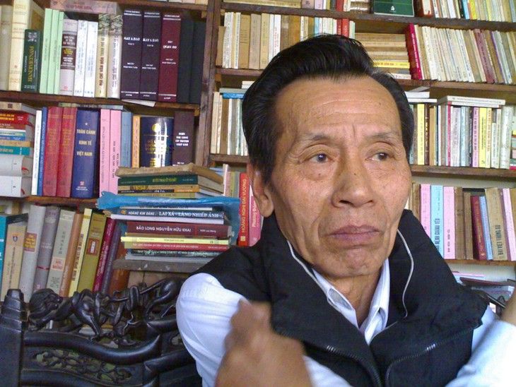 Phan Trac Canh, collector of second-hand books - ảnh 1
